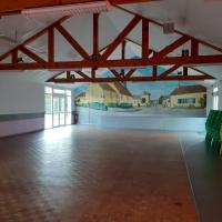 Salle de Lignières la Carelle